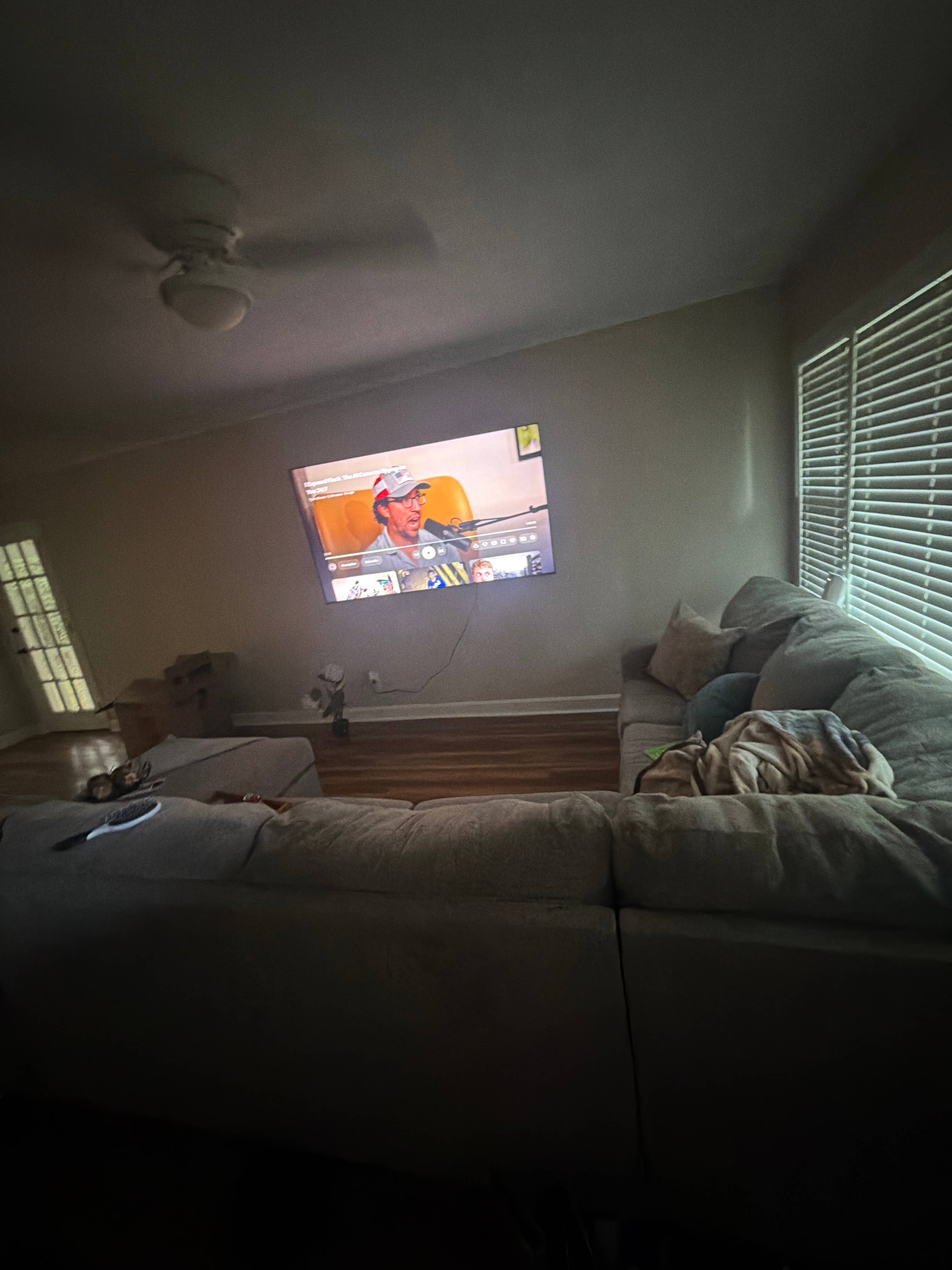 Looking for a roommate near fsu