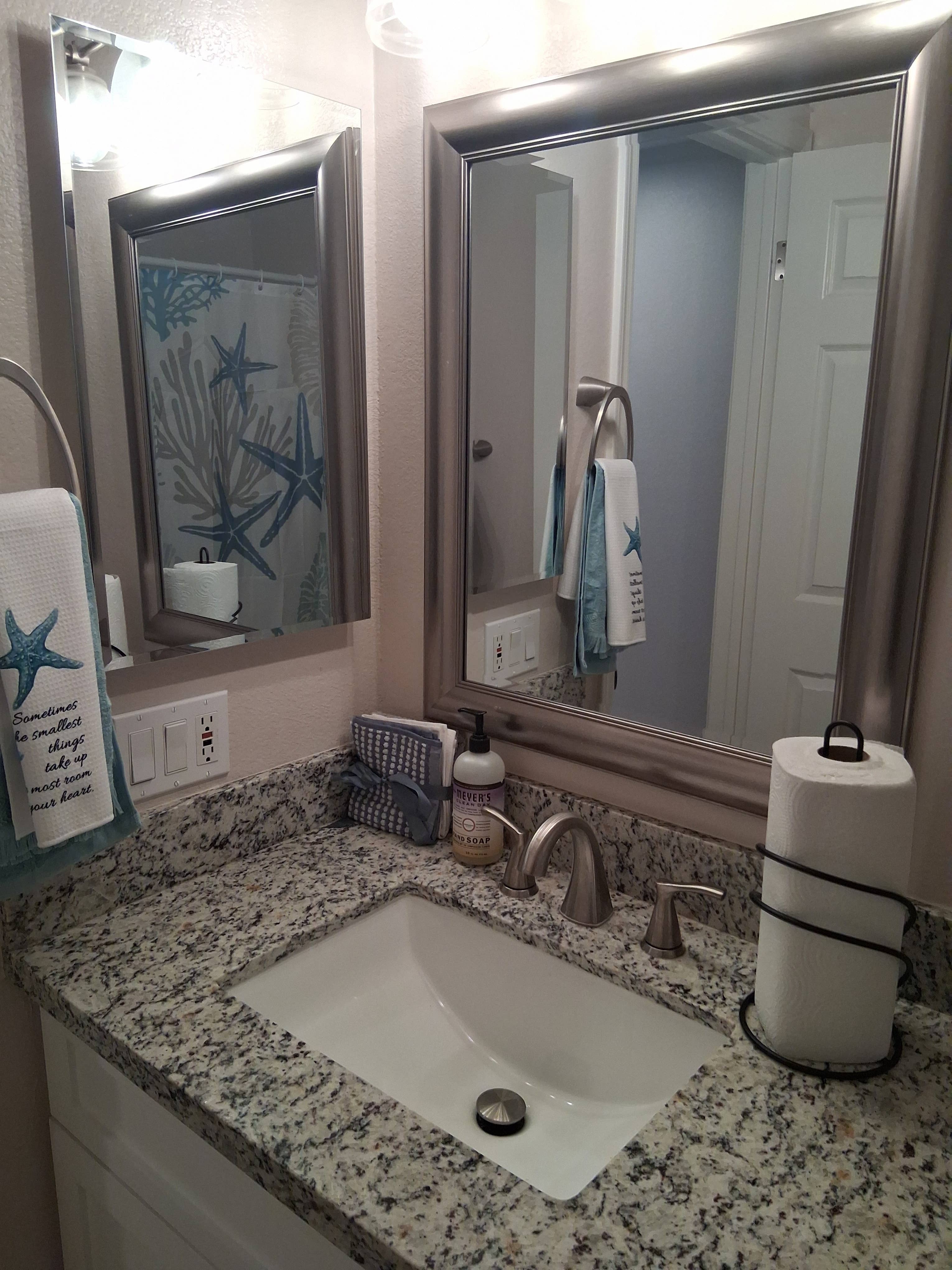 Private roomBath $1000 montly