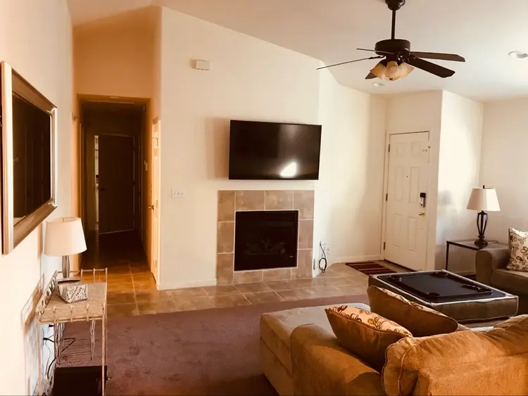 Female Home in South Natomas