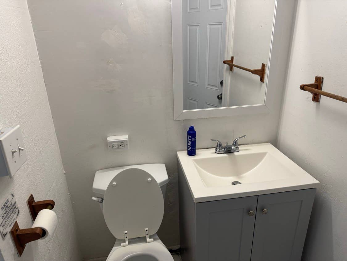 WEEKLY RENTAL $300