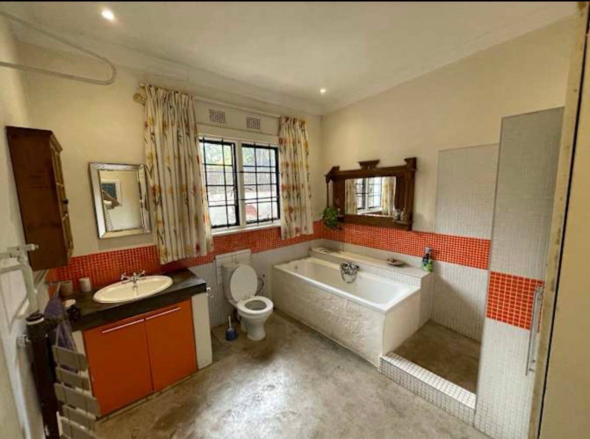 Room available in Melville