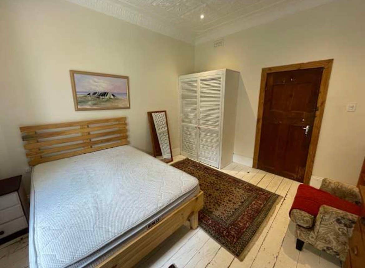Room available in Melville