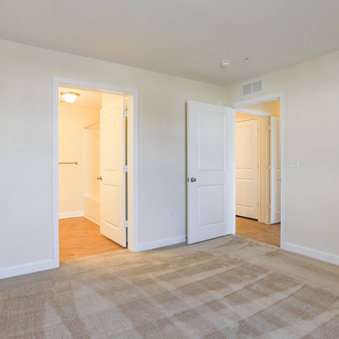 2 Rooms 2 Bath For Rent, $850 each