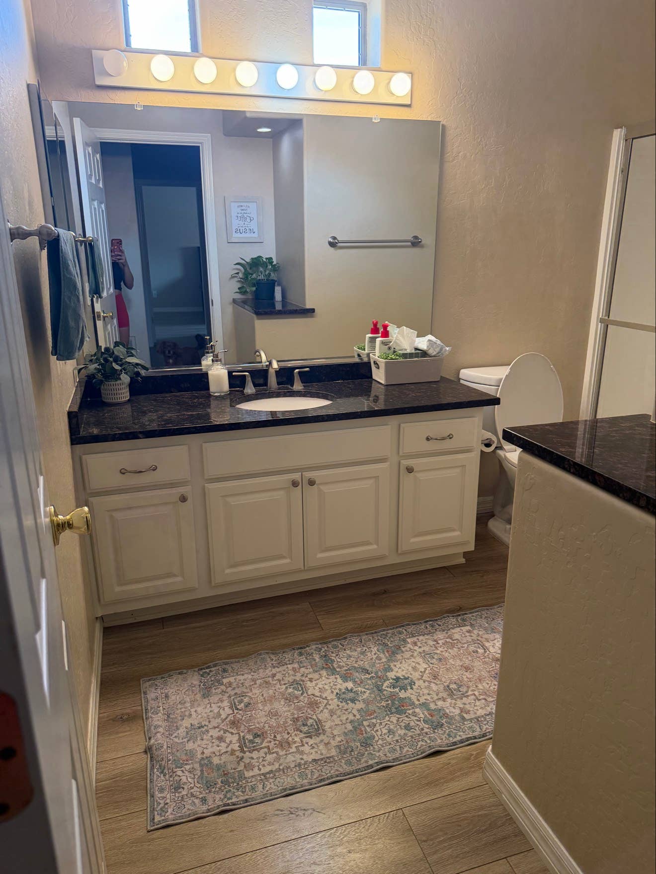 Furnished room in Mesa 85205