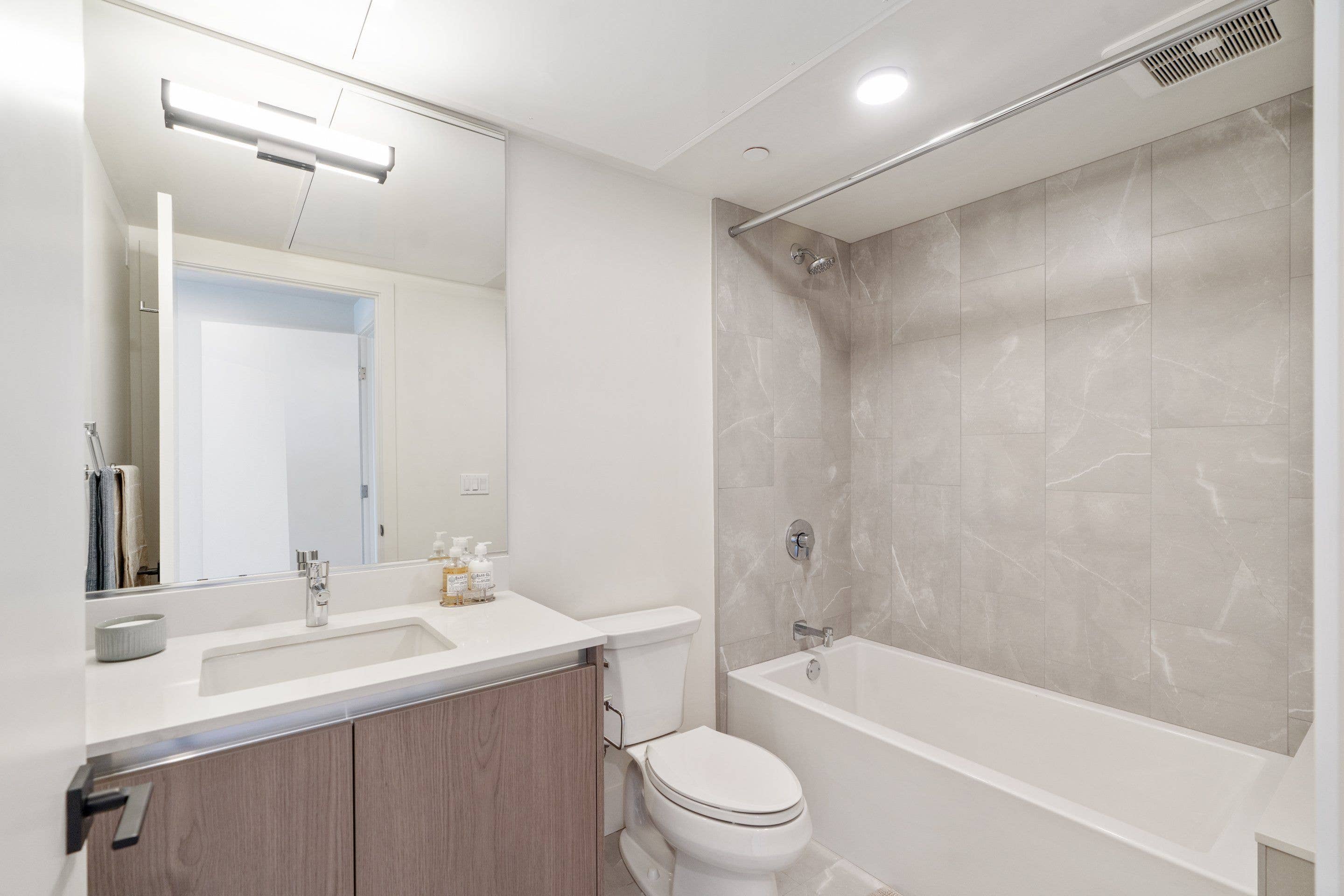 Private Bedroom w/ Ensuite Bathroom