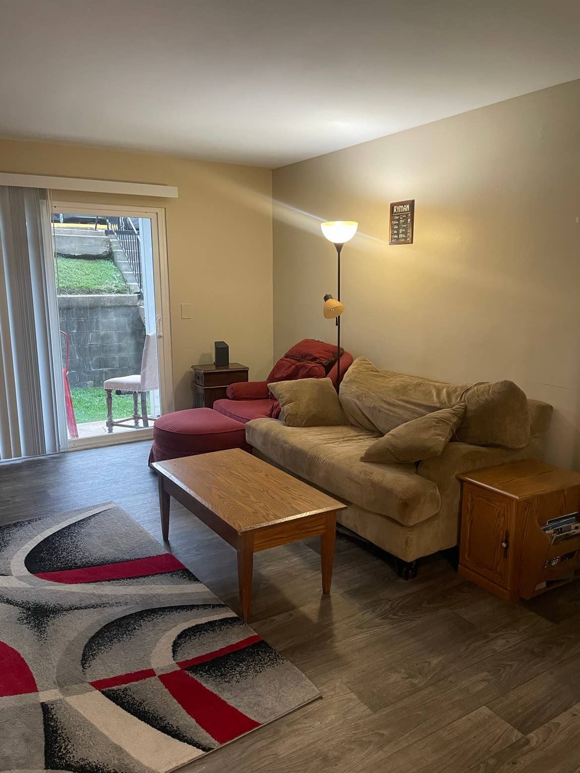 Roommate Wanted 2 bed 1 bath $700mo