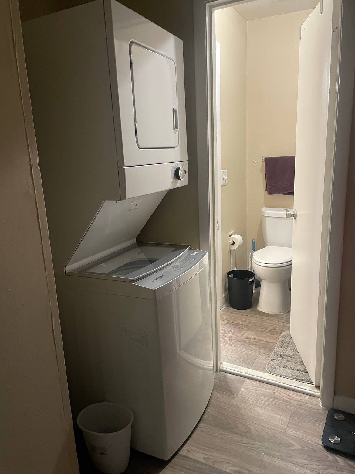 Roommate Wanted 2 bed 1 bath $700mo