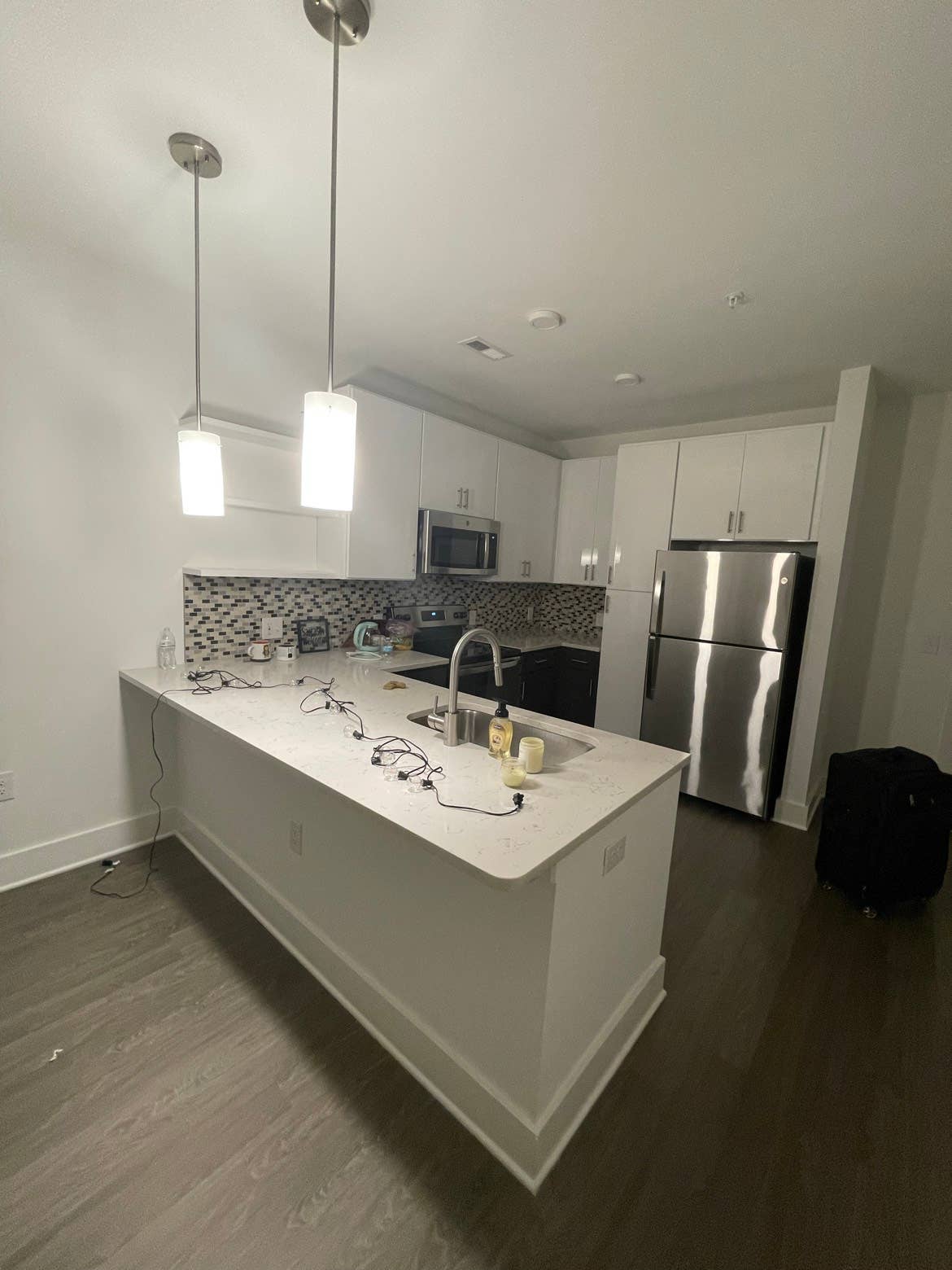 Room for Rent in cozy Southend Apt!