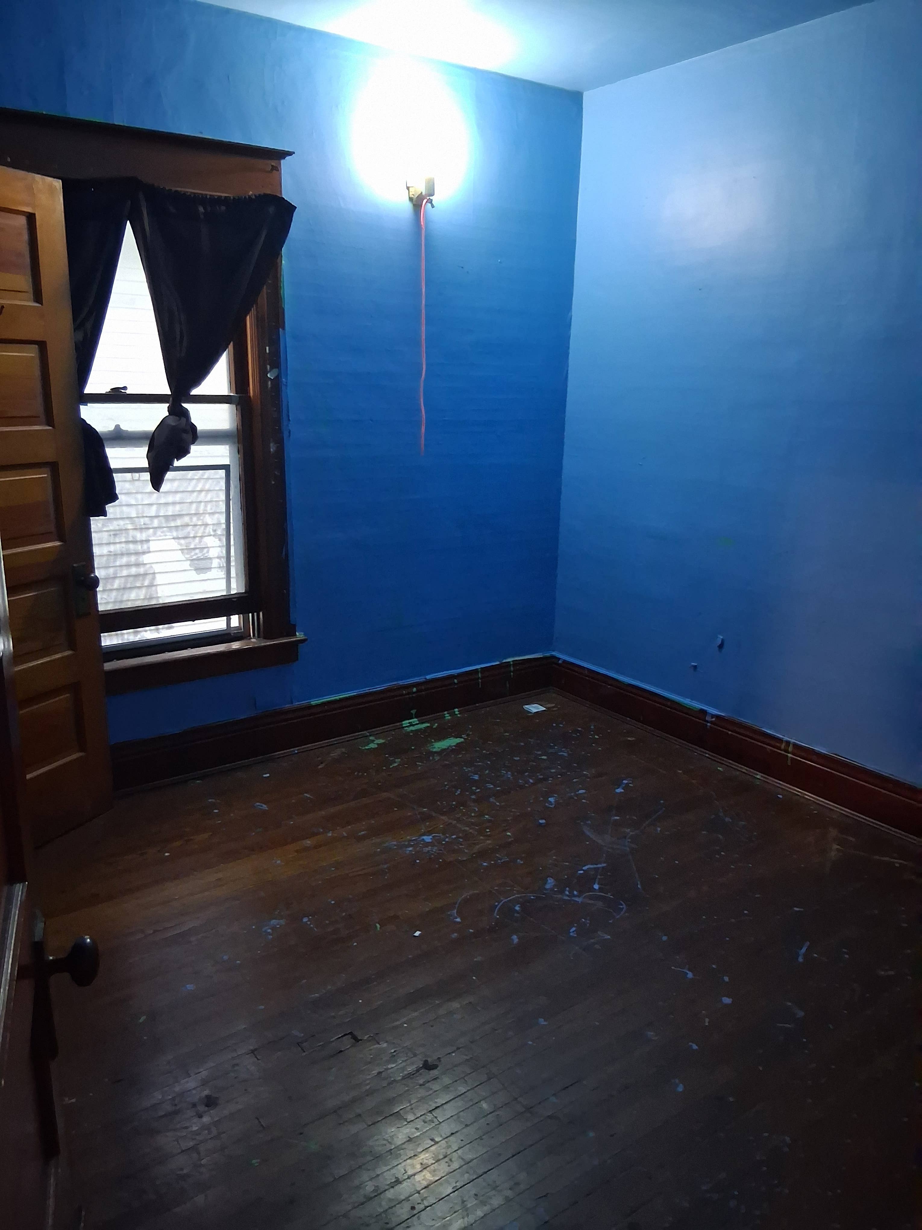 Mid sized room