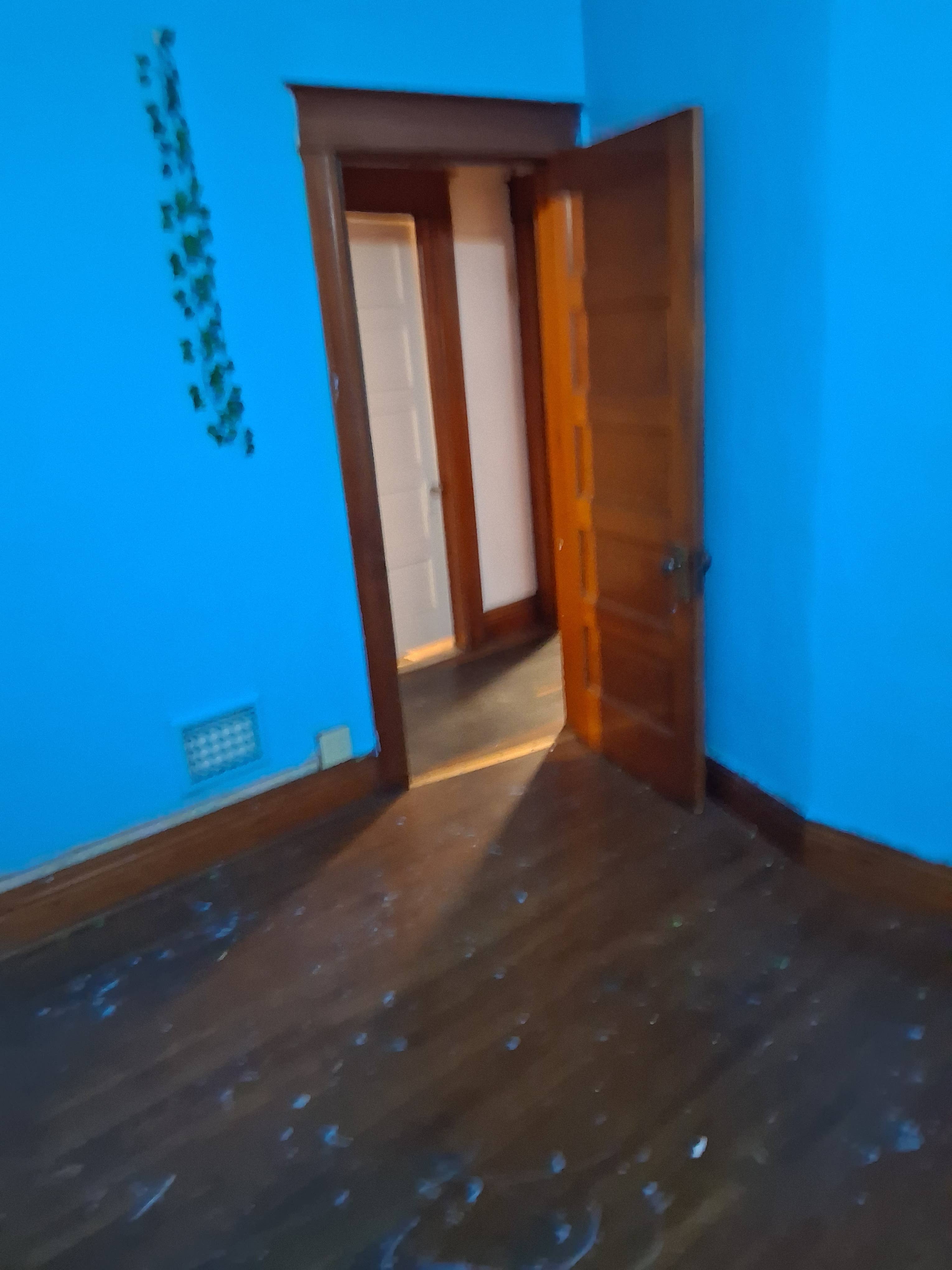 Mid sized room