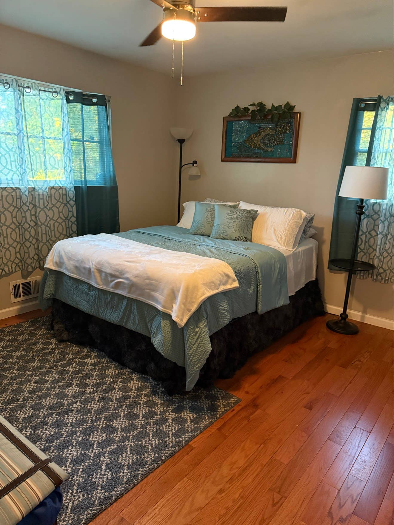 Master bedroom for rent
