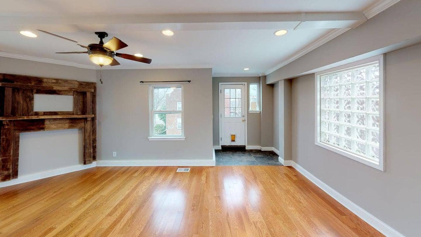 1 BR in Washington