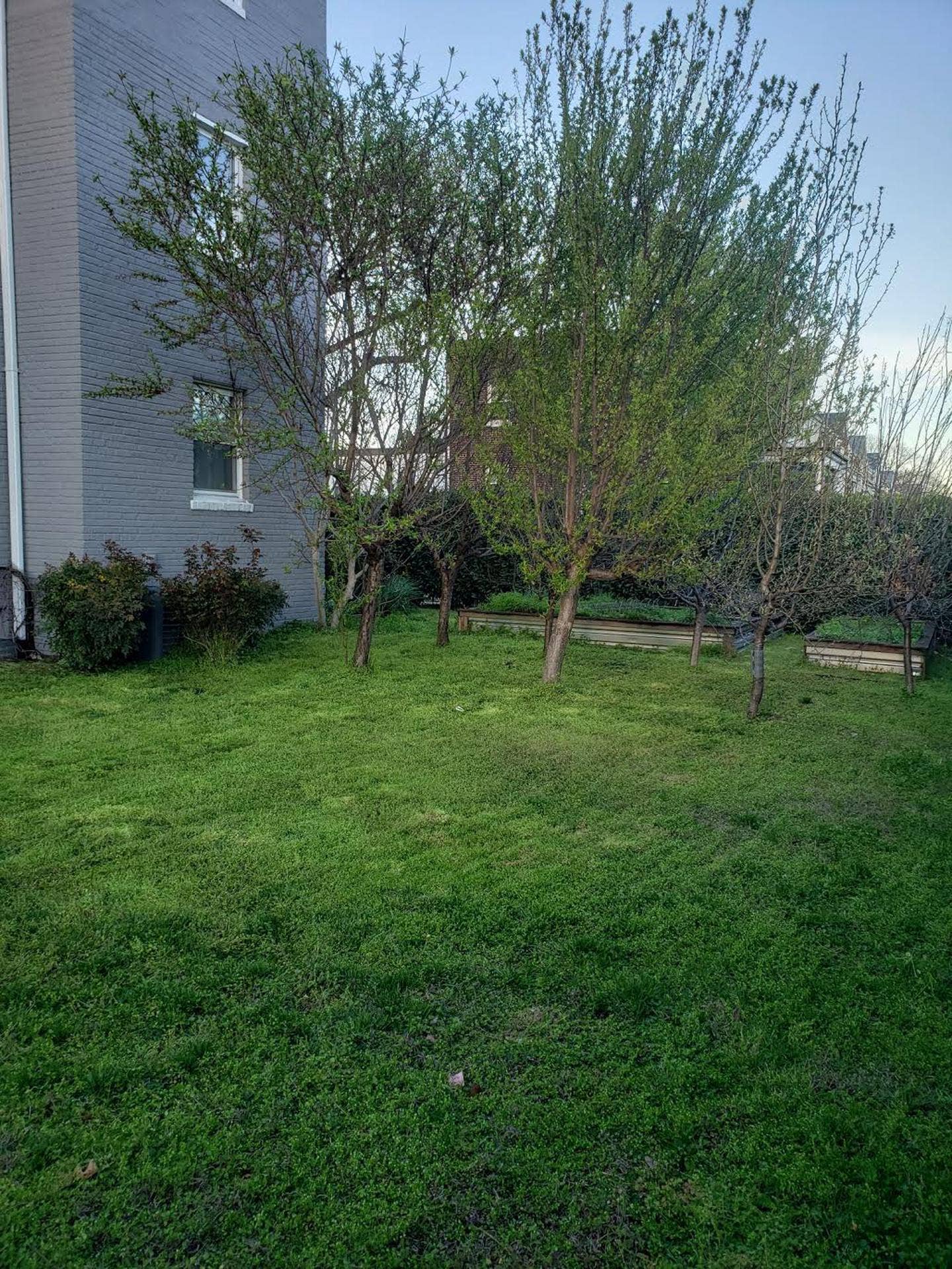1 BR in Washington