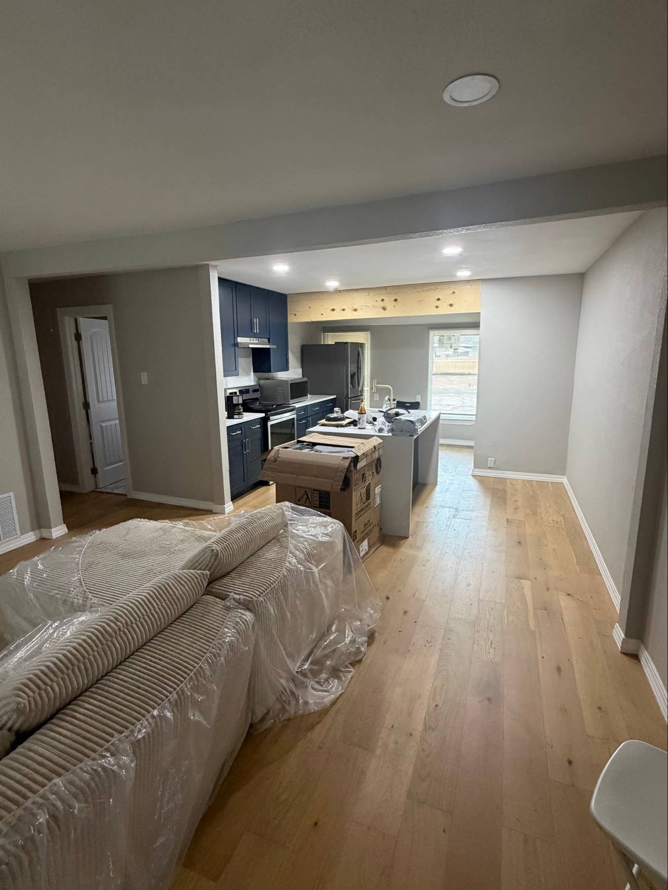 Female Room White Rock Lake! Nov 1