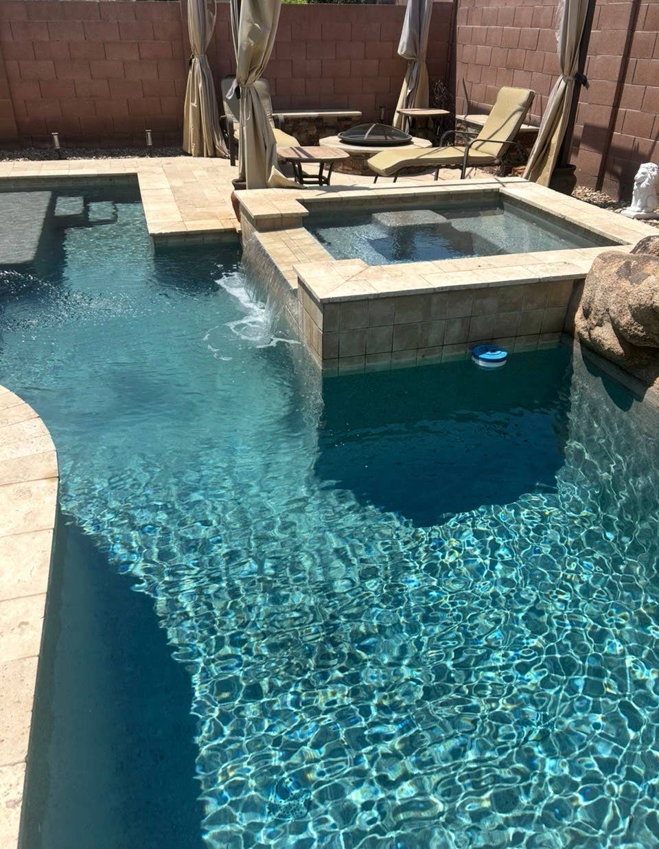 Queen Suite Utilizes Included