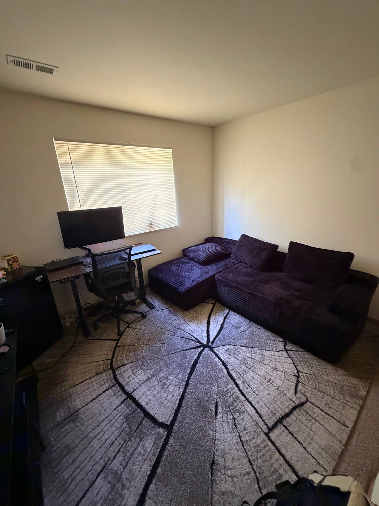 Entire room with connected bath