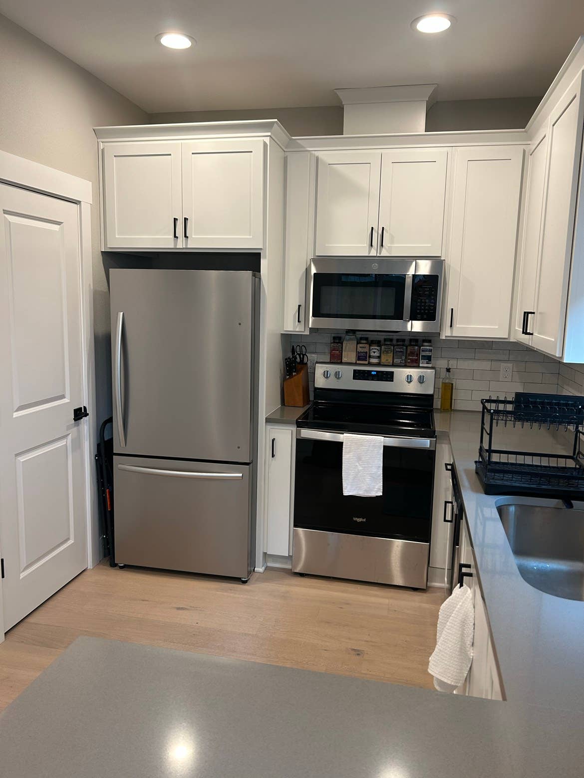 Rooms for rent in newer home