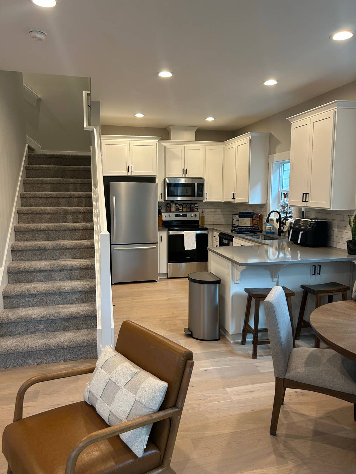 Rooms for rent in newer home