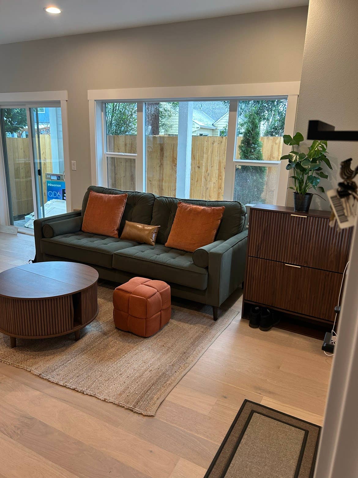 Rooms for rent in newer home