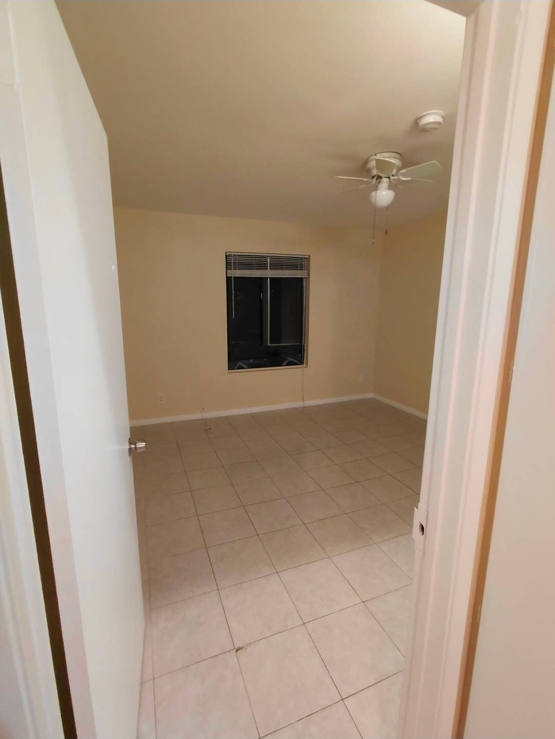 Private Room in Panorama City