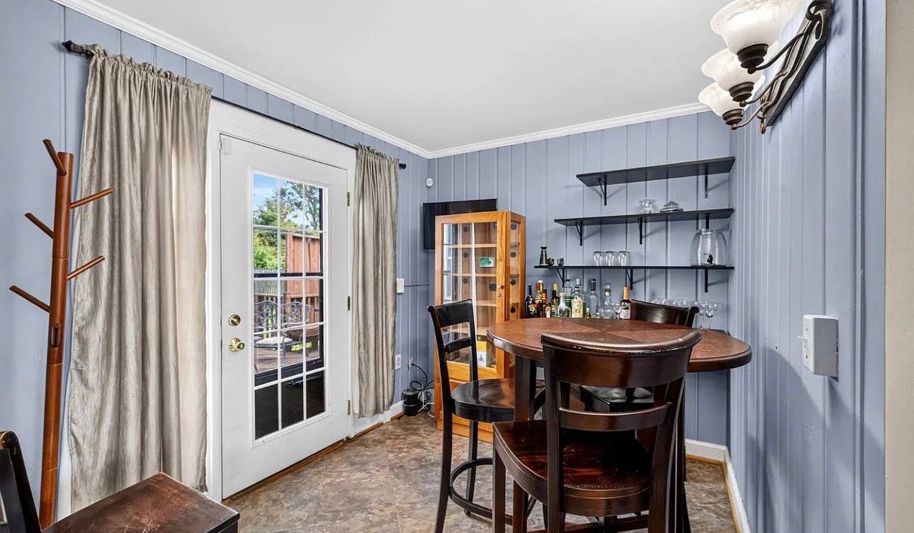 Bedroom for Rent in Silver Spring