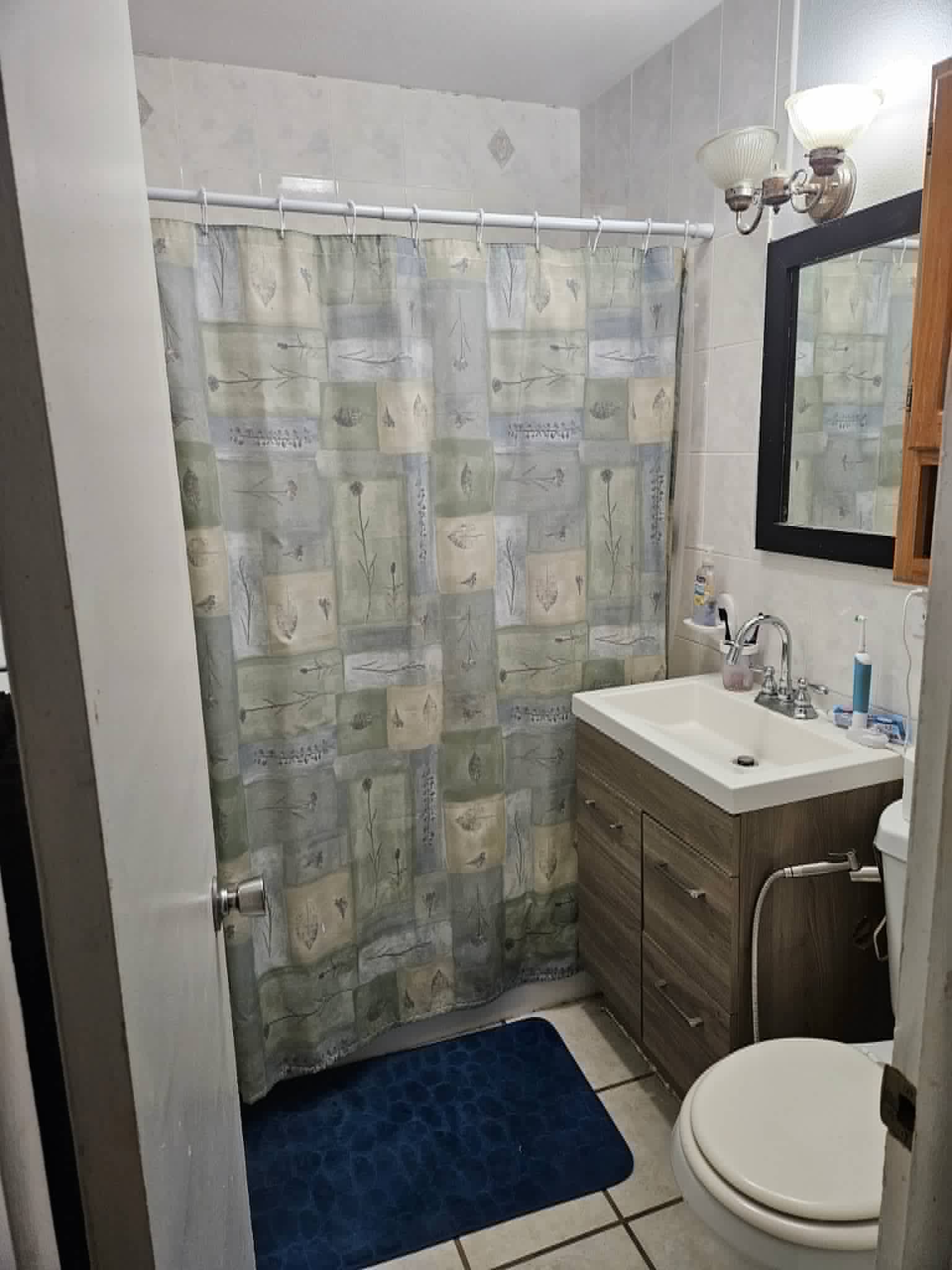 800 SW Denver utilities included