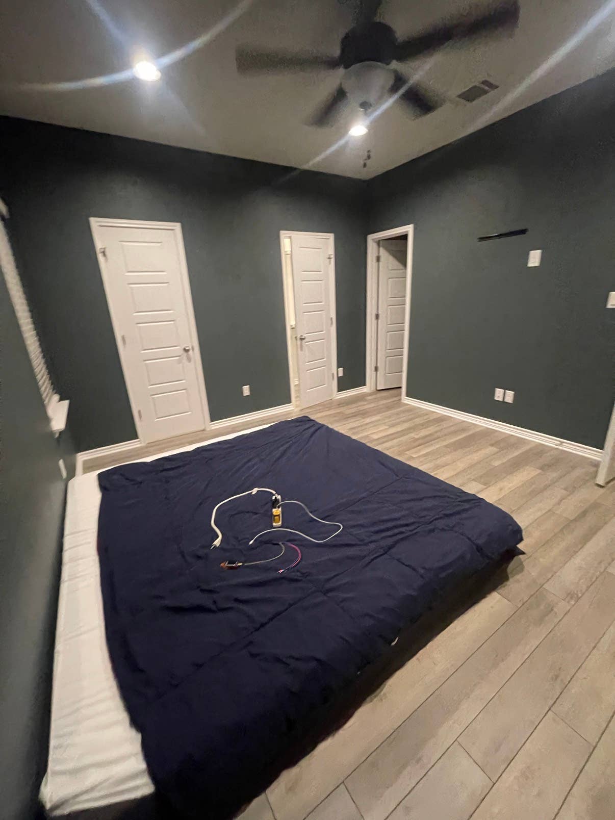 Private roombathroom- $1000 ABP