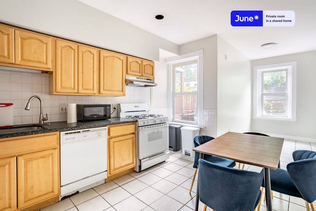 4 BR in Boston