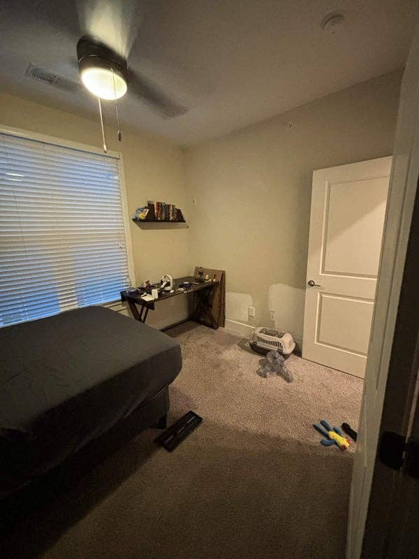 Room Available in Park Circle