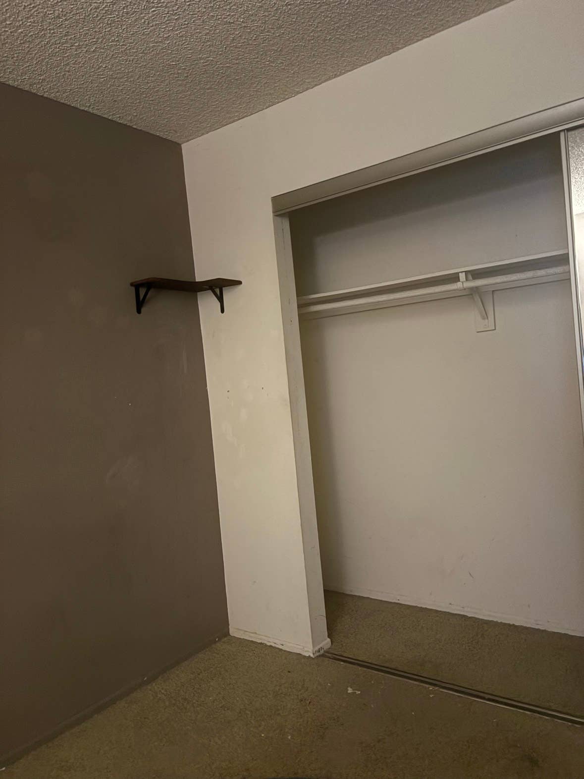 Shared room for rent in Costa Mesaa