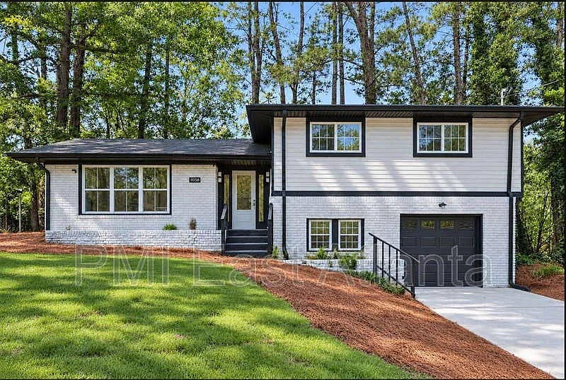 4 BR in East Point