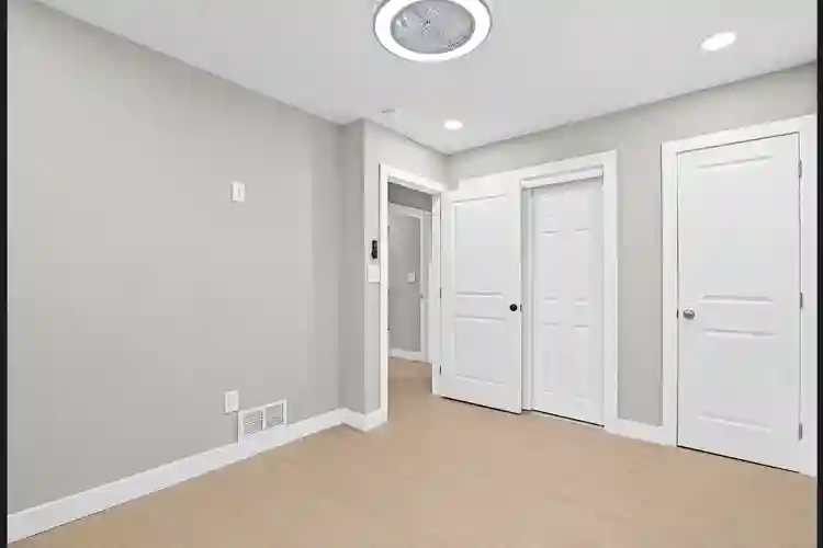 4 BR in East Point