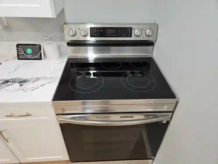 4 BR in East Point