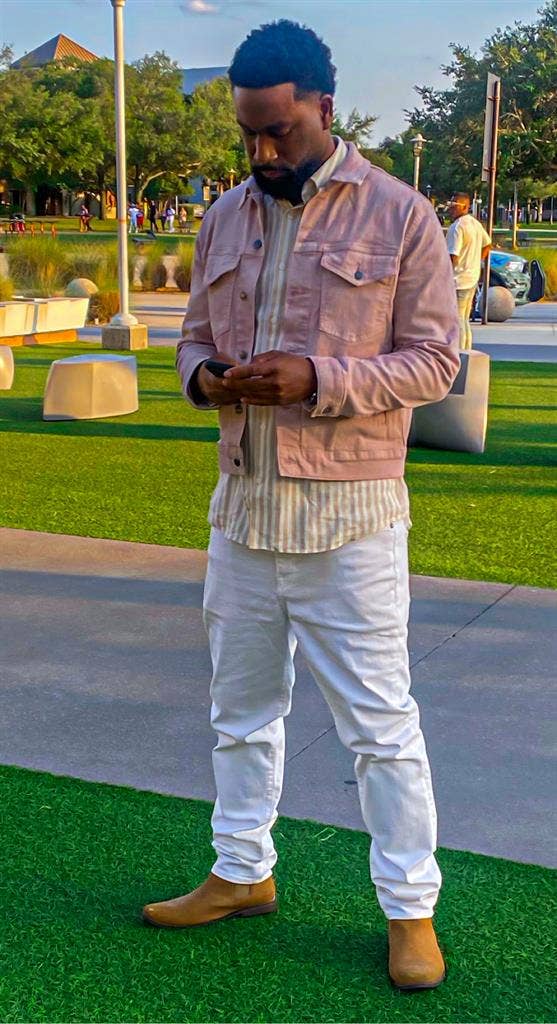 Metrowest room for rent