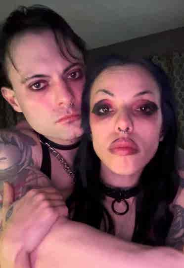 Couple looking for room