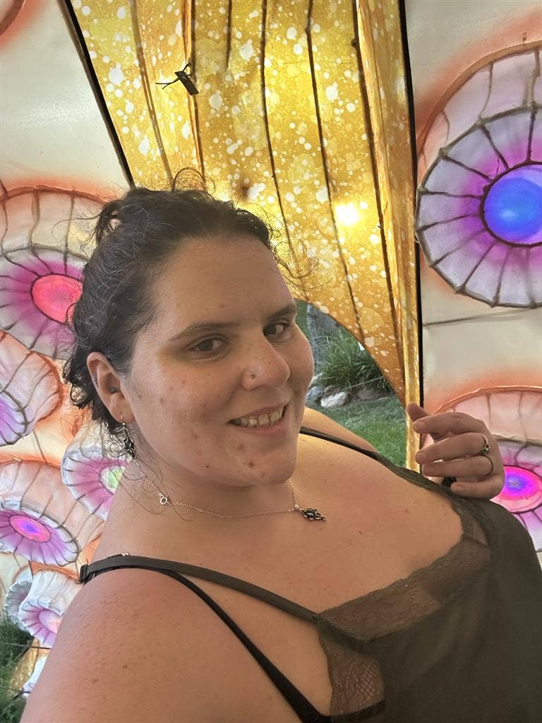 Seeking roommate in Mercer county