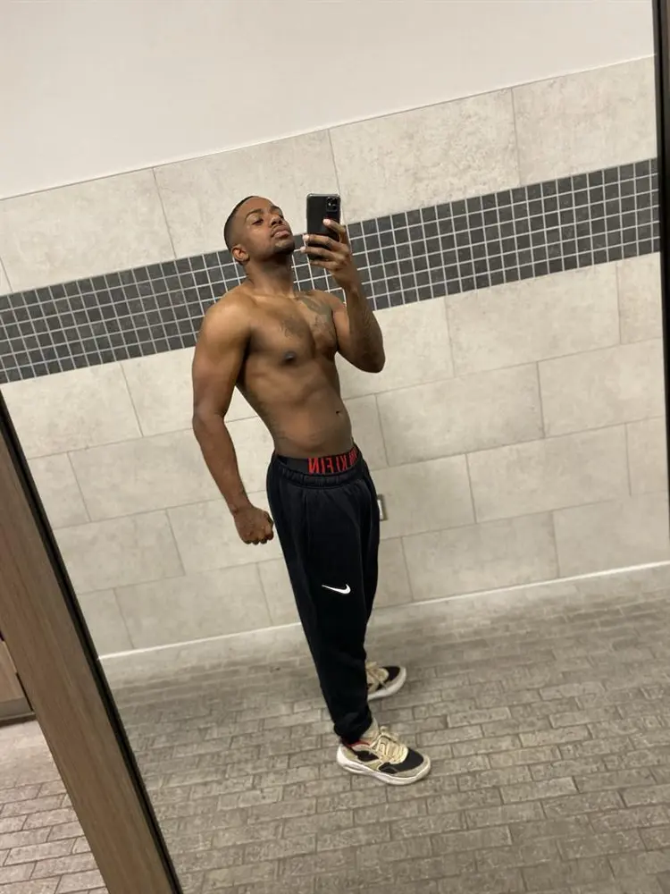 Looking for Room for me & my puppy