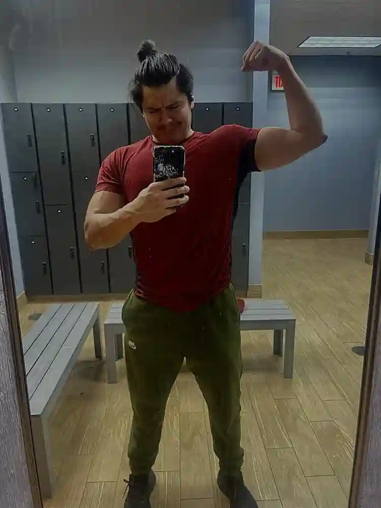 Reliable line cook seeking room