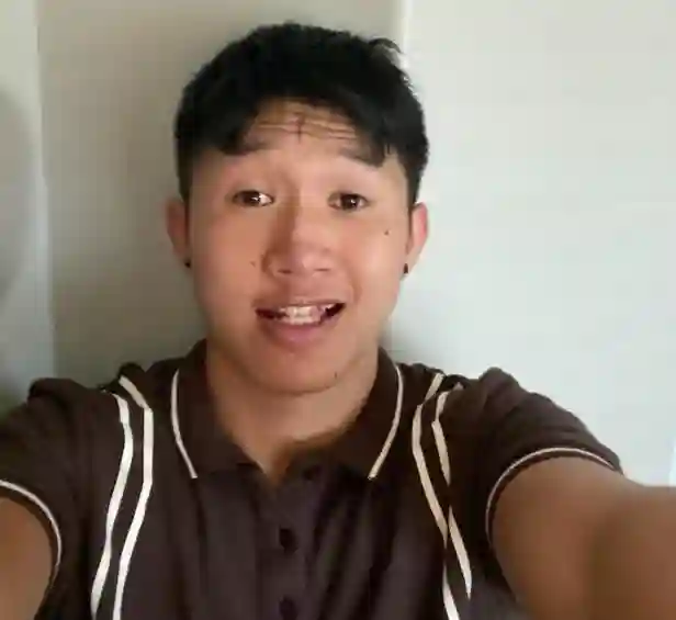 Easygoing Looking for a Room