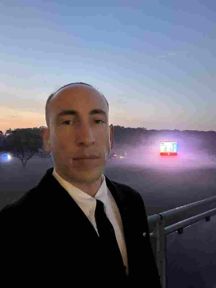 Clean, Easy-Going Guy, Friendly