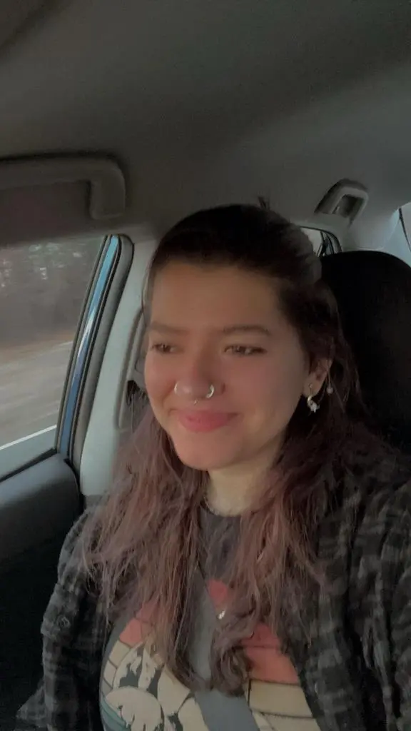 Chill and Pet-Loving Roomie Request