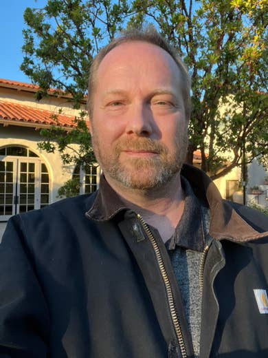 Seeking a cozy room near Escondido