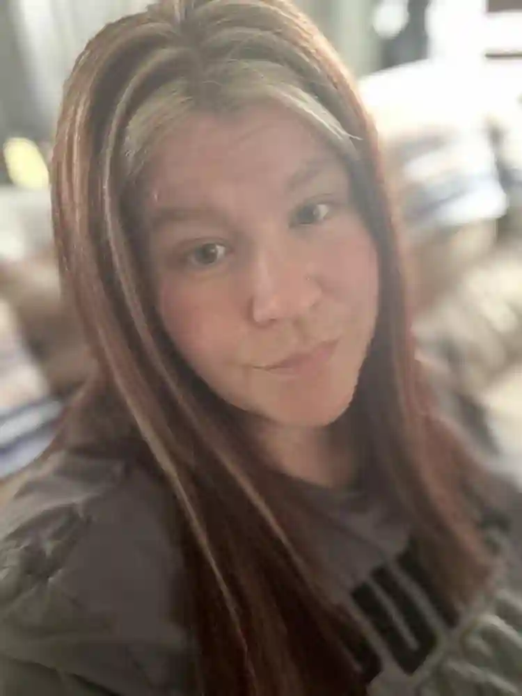 DESPERATELY NEED 4 BEDROOM HOUSE