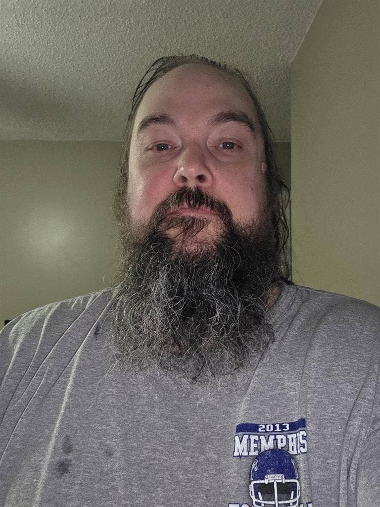 Guy looking for a room