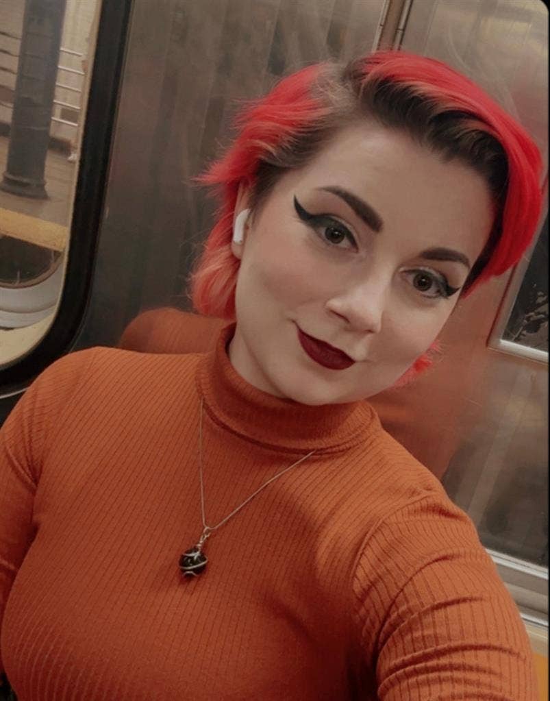 Dance Artist Looking for Room