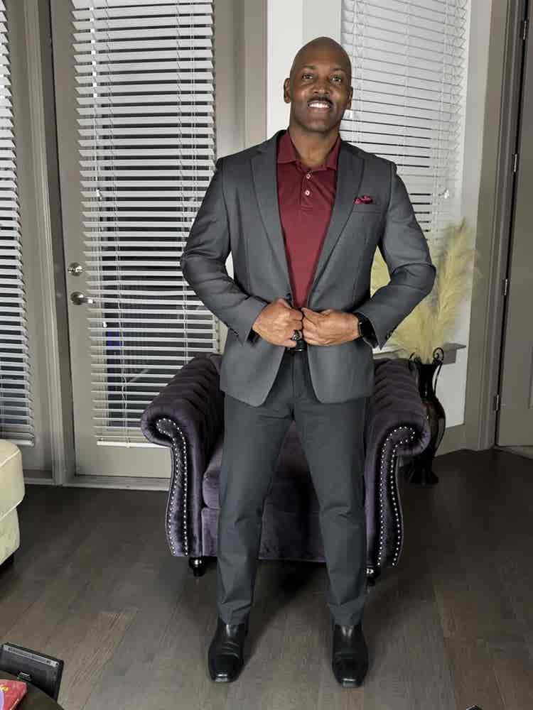 JR