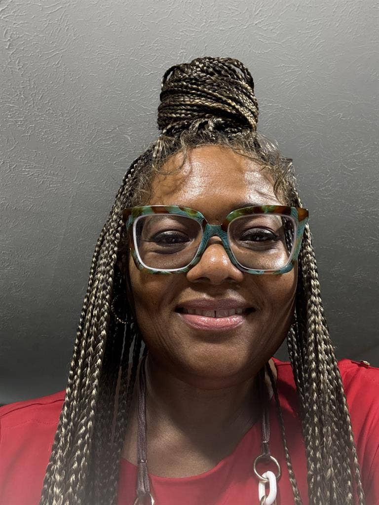 ISO Room w/private bath.