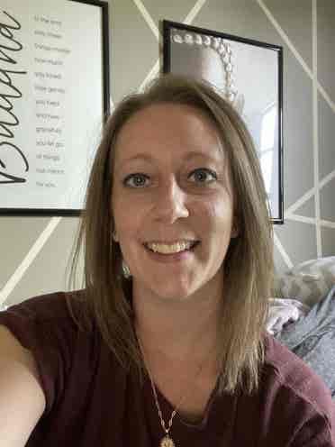 Room Needed/Roommate Search