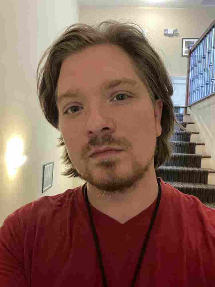 Looking for a room/roommate