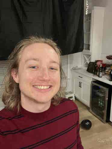 Grad student looking for roomie
